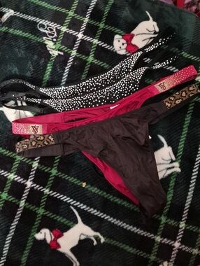 Victoria's Secret Black and Burgundy Rhinestone Set